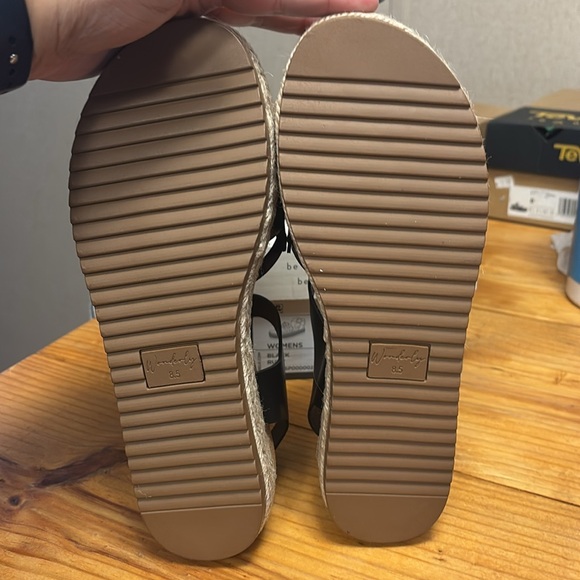 Wonderly ruby platform - Picture 4 of 5